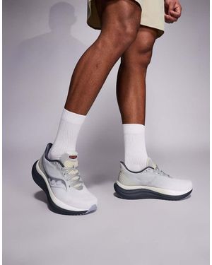 Saucony Triumph 23 Running Trainers - White