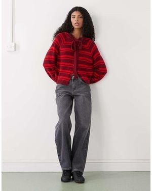 Collusion Cárdigan A Rayas Rojas Con Detalle Estilo Fular En La Capucha De - Rojo