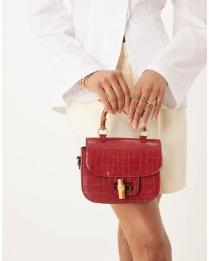 Accessorize Bolso Rojo Efecto Piel De Cocodrilo Con Asa Bandolera Y Asa Superior Estilo Bambú De