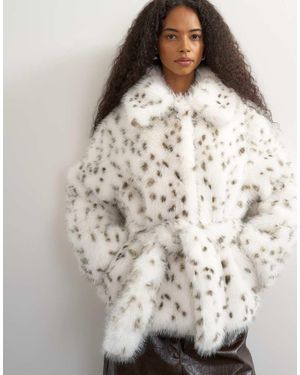 TOPSHOP Faux Fur Short Belted Coat - White