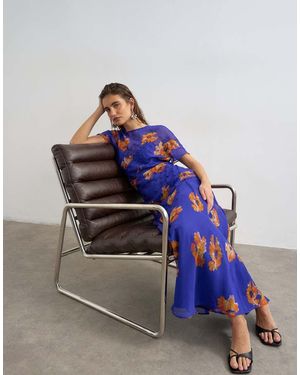 TOPSHOP Vestido Largo Morado Con Estampado Floral Naranja Y Detalle De Jaretas De Chifón - Multicolor