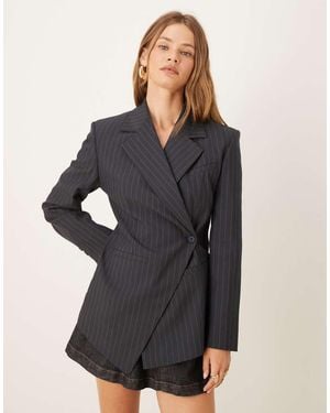 ASOS Tailored Nipped Waist Blazer With Cut-away Hem - Black