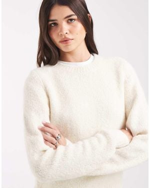 Vero Moda Jersey De Punto Suave Y Mullido Con Cuello Redondo En Crema-Blanco