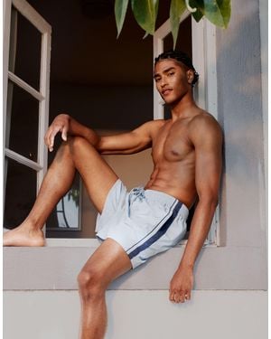 Abercrombie & Fitch Relaxed Shorts With Contrast Side Stripe - Blue
