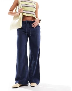 Pull&Bear Textured Crinkle Wide Leg Trouser - Blue