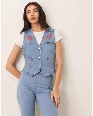Wrangler X Lainey Wilson Cowboy Fitted Denim Waistcoat Co-ord - Blue