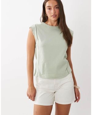 Mango T-Shirt Met Ronde Hals, Kapmouwtjes En Geborduurd Detail - Groen