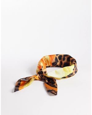 South Beach Animal And Lotus Flower Print Satin Headscarf - Metallic