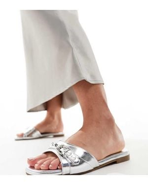 Raid Wide Fit Celini Flat Sandals - White