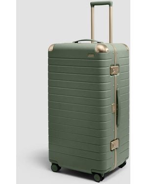 Away Travel The Aluminum Edge Trunk - Green