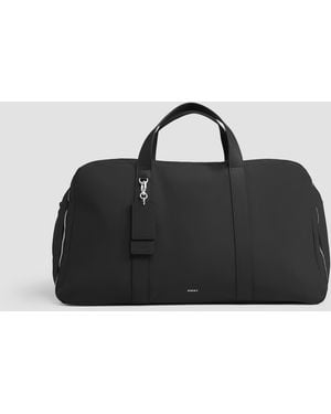 Away: Built for modern travel Signature Weekender - Black