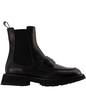 McQueen Stylish Ankle Boots With Elastic Side Panels And Loop Details - Black