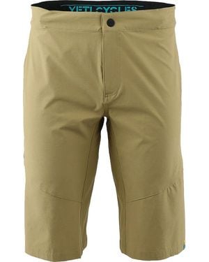 Yeti Cycles Mason Short - Green