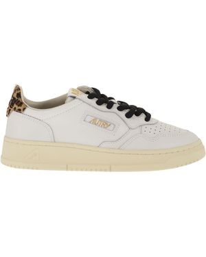Autry Medalist Low Leather Sneakers/Leopard - White