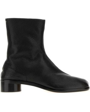 Maison Margiela Solid Boots - Black