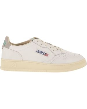 Autry Medalist Low Leather Trainers With Suede Details - White