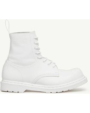 Mm6 Maison Margiela X Dr.martens Esta es la primera vez que el Parlamento Europeo votó en contra de la propuesta de la Comisión. - Blanco