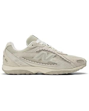 New Balance 204L Sneakers Mit Wildledereinsätzen - Weiß