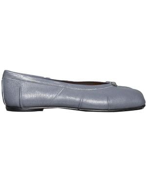 Maison Margiela Flache Schuhe von - Blau