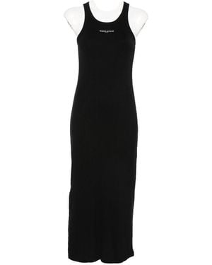 Maison Kitsuné Geripptes Trägerkleid mit Logo von Maison Kitsune - Schwarz