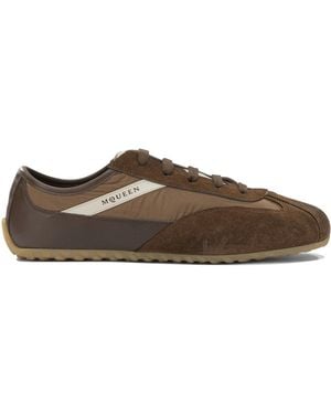 McQueen Sneakers & Slip On - Braun