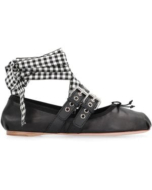 Miu Miu Lederen Ballerina Flats - Zwart