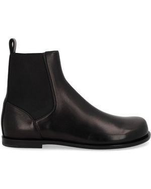 Fendi Leather Chelsea Boots - Black