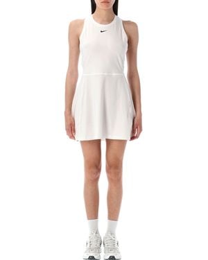 Nike Kleider weiß