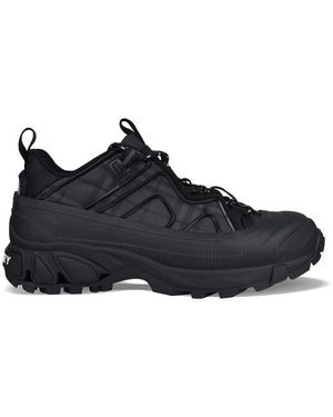 Burberry Leather Arthur Low-Top Sneakers - Black