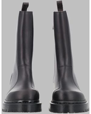 Dr. Martens Classic Leather Boots - Grey
