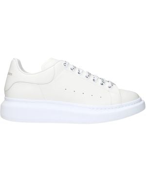 McQueen I'M The One You'Re Looking For I'M The One You Need - White