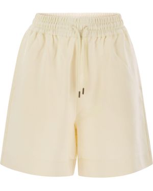 Moncler Katoenen Shorts Met Logo -patch - Naturel