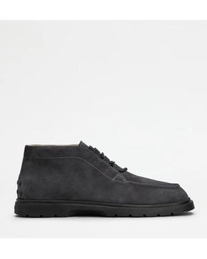 Tod's Stiefeletten aus Wildleder - Schwarz