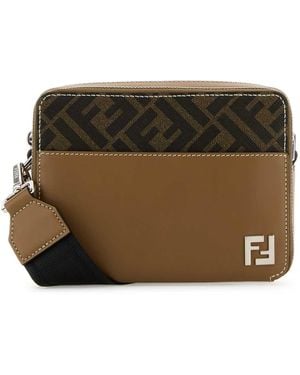 Fendi Geborduurd Canvas Camera Crossbody Tas - Bruin