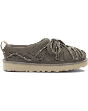 UGG Loafer und Hausschuhe - Grau