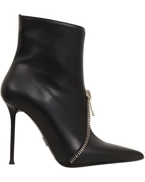 Sergio Levantesi Tengo que irme. - Negro