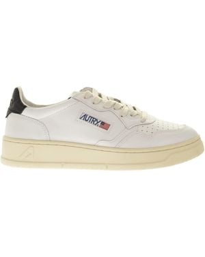 Autry Médaillée Autrue baskets en cuir bas - Blanc
