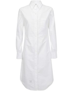 Thom Browne – Klassisches, langärmliges Hemdkleid mit Knopfleiste und spitzem Kragen aus Oxford mit GG-Schlaufe - Weiß