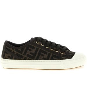 Fendi Low-Top Sneaker aus FF-Stoff in Weiß - Braun