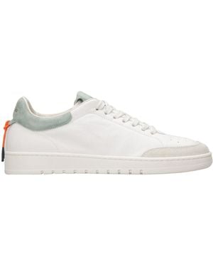 Barracuda Sneakers - White