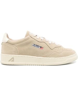 Autry Medaillengewinner niedriger beige Wildleder -Sneaker - Natur
