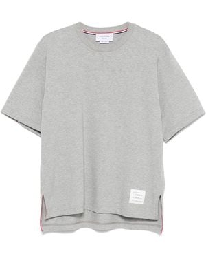 Thom Browne T-Shirt Met Rwb-Streep Detail - Grijs