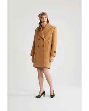 Patou Coats Beige - Weiß