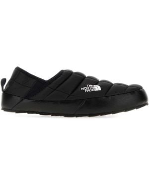 The North Face Fabric Thermoballâ„ V Traction Slippers - Black