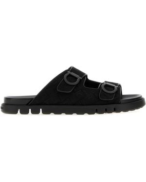 Ferragamo Colly Jcq - Black
