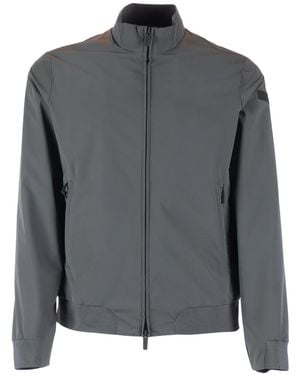 Rrd Montecristo Light Val Jkt Is Located In - Gray