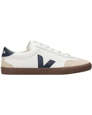 Veja Trainers - White