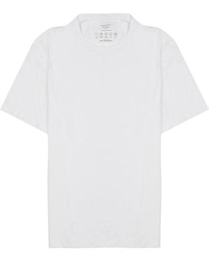 ARCHIVIUM BE UPDATED Archivium Be Updated - White