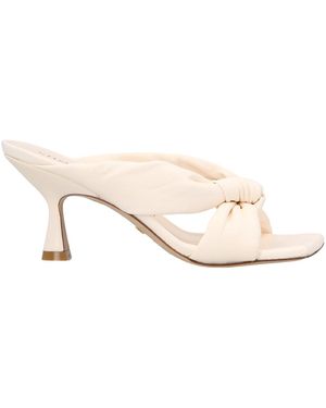 Stuart Weitzman 'Playa' Sandalen - Natur
