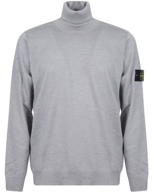 Stone Island In Het Geval Van Een Schip Dat De Vlag Voert Van Een Lidstaat Van De Europese Unie: - Grijs